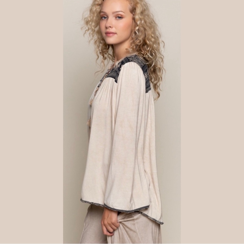 POL Aztec Elephant Print Ivory BOHO Tassel Tunic Top! - Picture 3 of 8